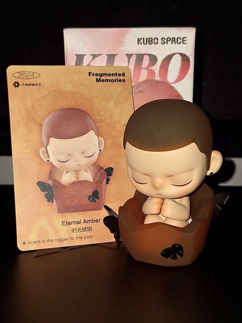 Kubo & Hirono fs (Category: Designer & Blind Box Toys) located in Caloocan City. Submitted by mrbery (Listing ID 1356067198, Image 1). Description: Selling as Set po both for 1k lahat po open bottom mint condition Kubo (Eternal Amber) Hirono (Switchman) rfs: need funds for school 😭 loc: Caloocan near MCU.
