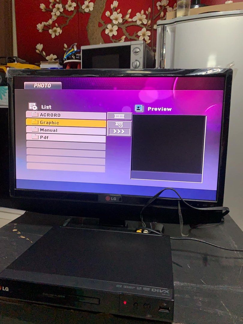 LG led tv and LG DVD player (Category: TV) located in Manila. Submitted by jemcantos26 (Listing ID 1356092933, Image 2). Description: .