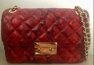 (Category: ) located in . Submitted by summerysl28 (Listing ID 1356075636, Image 1). Description: .