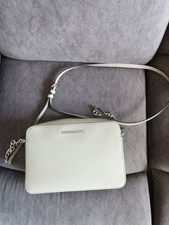 (Category: ) located in . Submitted by joeyth (Listing ID 1356122109, Image 1). Description: .