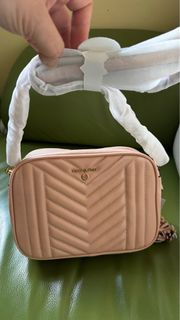 （分類：）位於 。 由 prettywwt 提交（商品編號 1356229201，圖片 1）。簡介： 。