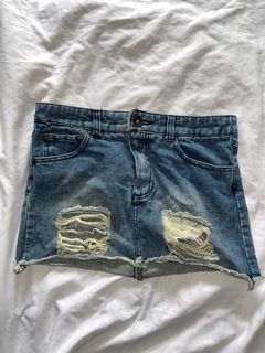 (Category: ) located in . Submitted by _beepbopboop (Listing ID 1356117976, Image 1). Description: .