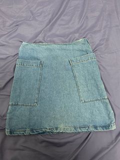 (Category: ) located in . Submitted by mimicuratedclosets (Listing ID 1356212850, Image 1). Description: .