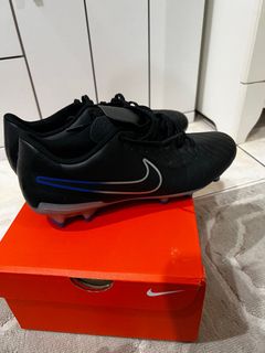(Category: ) located in . Submitted by freeshoes22 (Listing ID 1356198254, Image 1). Description: .