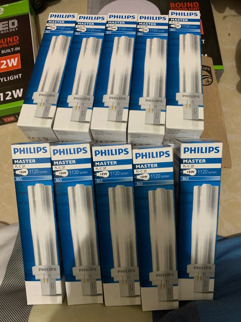Philips (Category: Lighting) located in Manila. Submitted by fernandcri03135 (Listing ID 1356053676, Image 1). Description: Take all ₱1,600.
