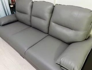 (Category: ) located in . Submitted by furnishstudio (Listing ID 1356235033, Image 1). Description: .