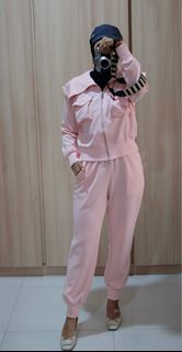 (Kategori: ) berada di . Dikirim oleh phiaa01 (ID iklan 1356093783, Gambar 1). Deskripsi: .