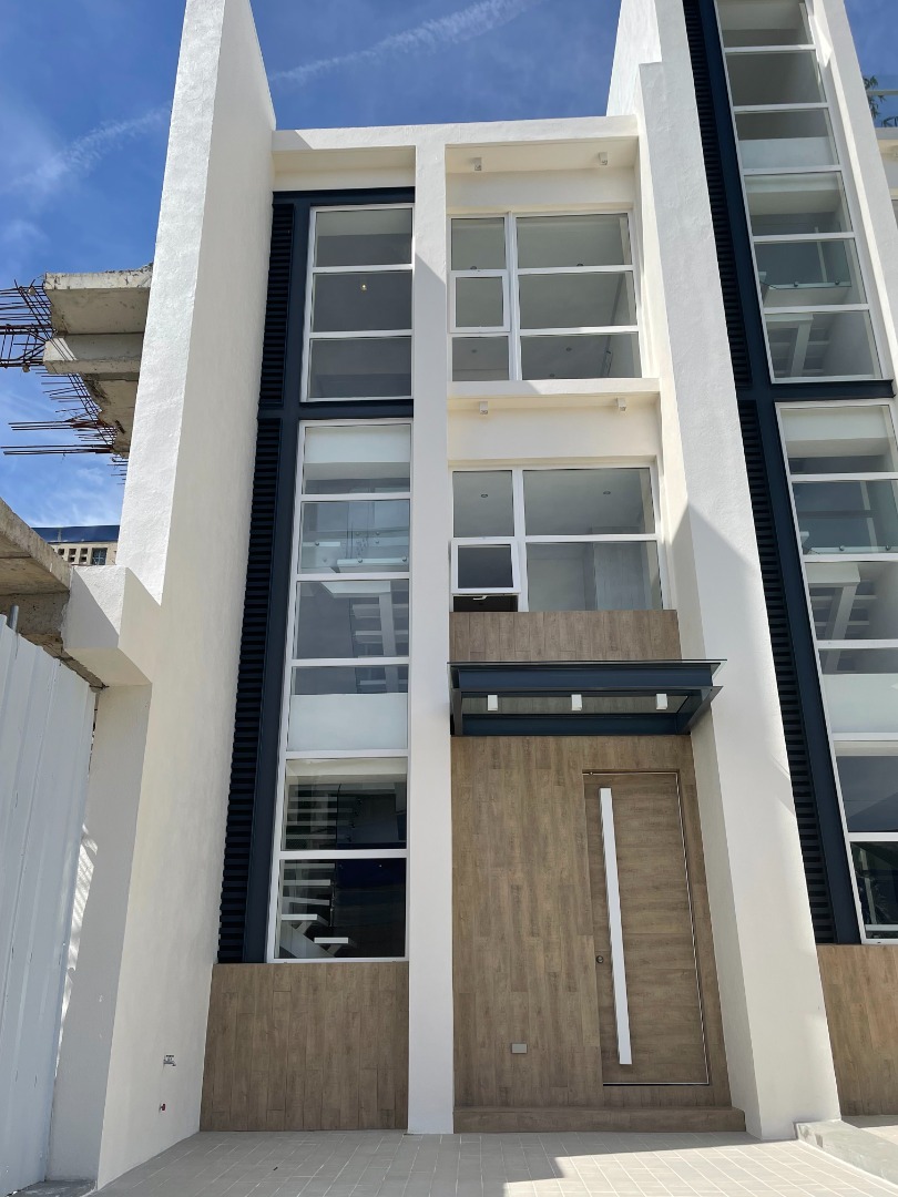 (Category: ) located in . Submitted by leadvision.realty (Listing ID 1356073122, Image 1). Description: .