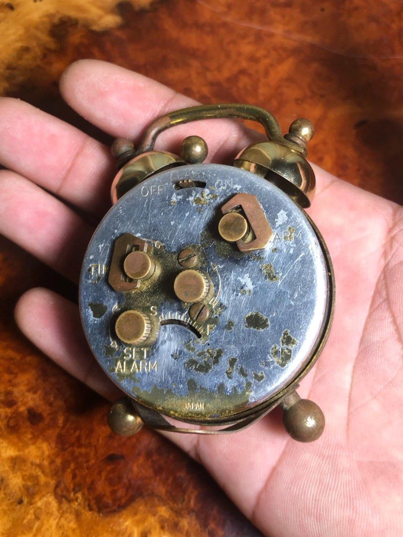 Vintage Citizen Mechanical Alarm clock (Category: Clocks) located in Davao. Submitted by antiquesandvintagestuffsPH (Listing ID 1356224026, Image 3). Description: Very good working condition .