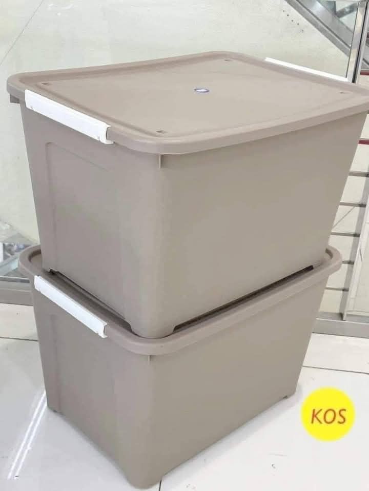 100L storage box (Category: Storage Boxes & Baskets) located in Manila. Submitted by dolorchris69891 (Listing ID 1361089808, Image 2). Description: ONHAND ONHAND 100 LITERS MOCHA STORAGE BOX THIS IS TOO BIG, GUYS! FORDA AESTHETIC FERSON NOWADAYS! IT'S BEAUTIFUL BECAUSE IT'S NICE TO THE EYES 👁️👁️ PERFECT CONTAINER OF CLOTHES, BLANKETS, BEDSHEETS PERFECT CONTAINER OF UNUSED THINGS SO IT DOESN'T GET DIRTY AND SPREAD. PERFECT CONTAINER OF RICE! AT 