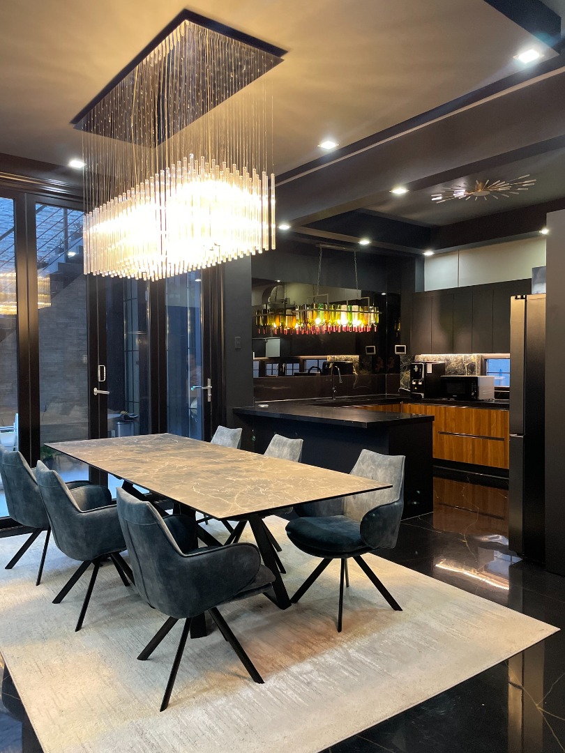 (Category: ) located in . Submitted by rmvlistings (Listing ID 1361122662, Image 1). Description: .