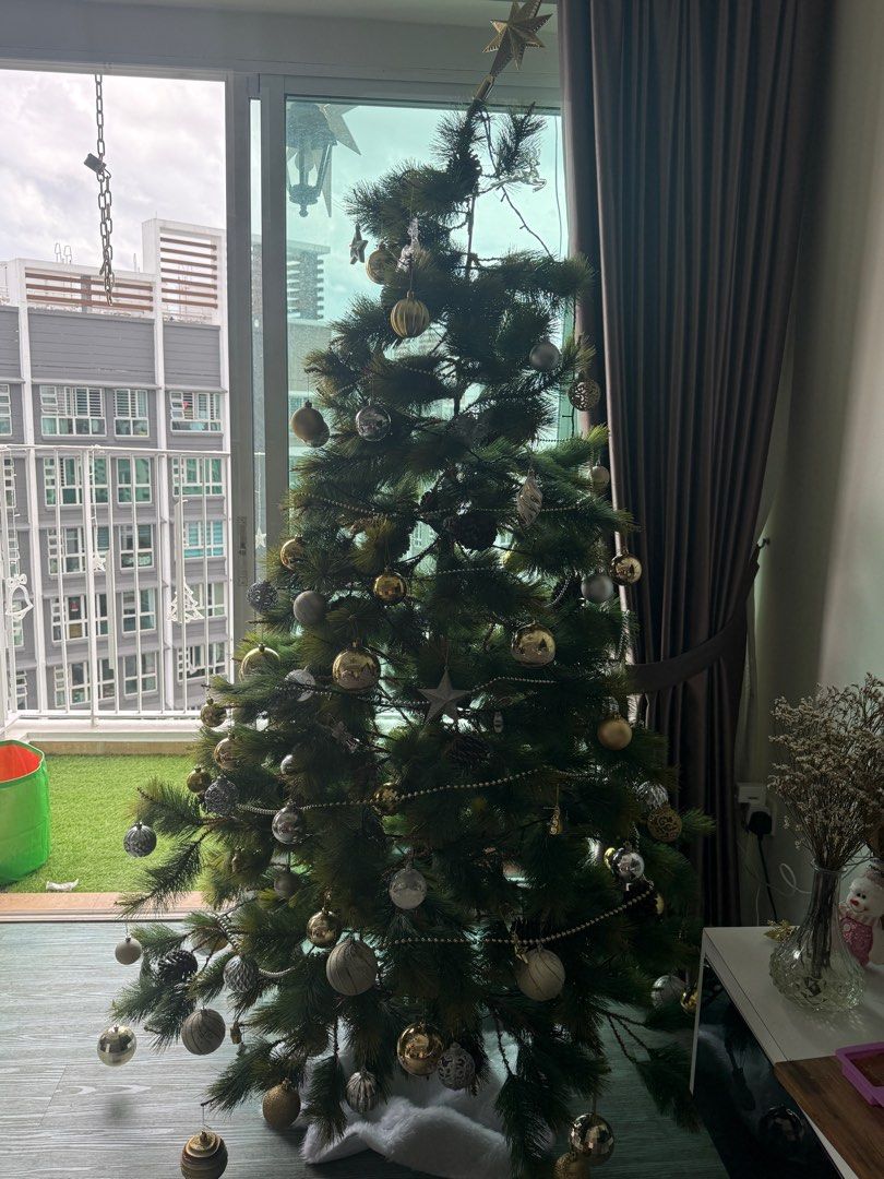 7ft Artificial Christmas Tree