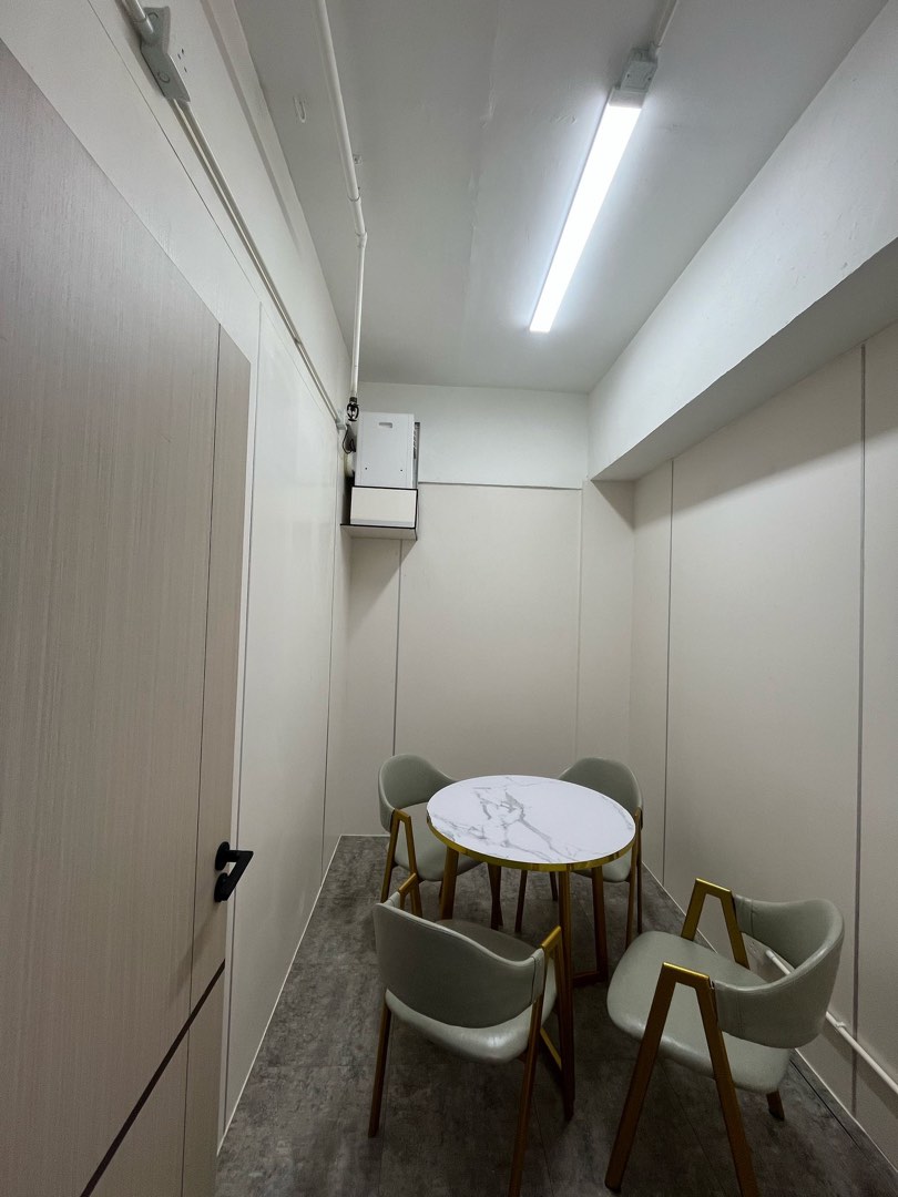 Tsim Sha Tsui - Owner pays commission. Studio for rent.63438252387971113