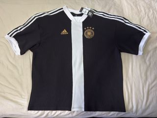 (Category: ) located in . Submitted by griezmann (Listing ID 1361086744, Image 1). Description: .