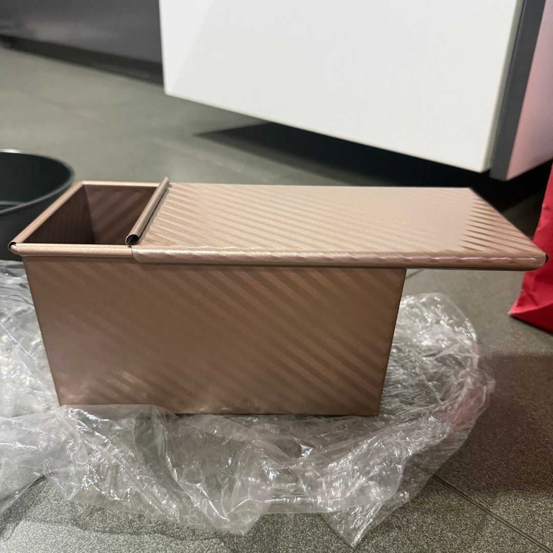 Cake Tin / Baking Pan65074080009090112