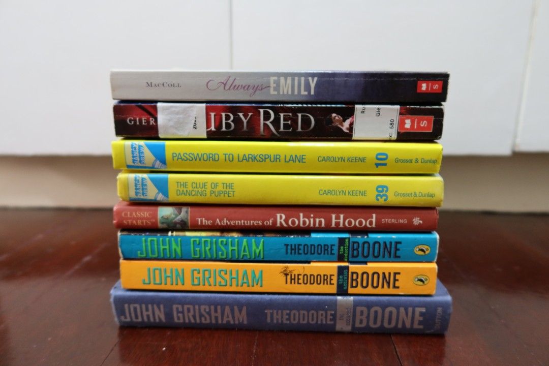 Children's Books (Category: Children's Books) located in Pasig City. Submitted by alexapaz (Listing ID 1361058796, Image 1). Description: P80 each book. Sold Books -Nancy Drew 10 -Nancy Drew 39 New Set price at P399..