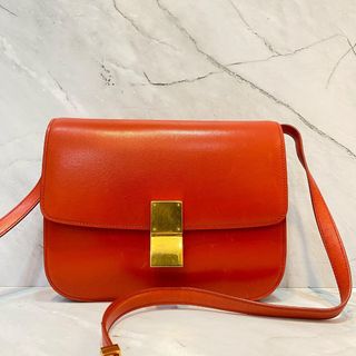 (Kategori: ) berada di . Dikirim oleh glamlux (ID iklan 1361090137, Gambar 1). Deskripsi: .