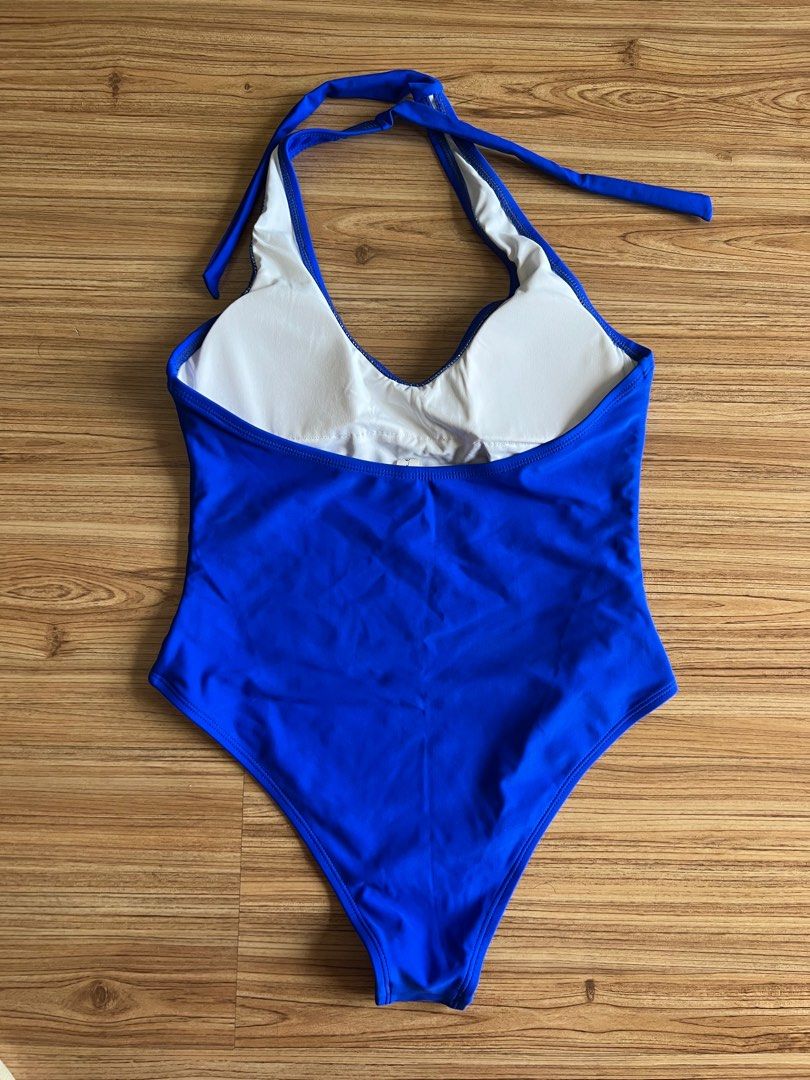 Esseantial royal blue swimsuit (Category: Bikinis & Swimsuits) located in Mandaluyong City. Submitted by bythebean (Listing ID 1361097428, Image 3). Description: Never used. Super pretty! Just really need to declutter 🥲.