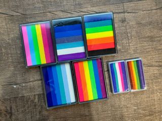 （分類：）位於 。 由 irismakeup 提交（商品編號 1361100508，圖片 1）。簡介： 。