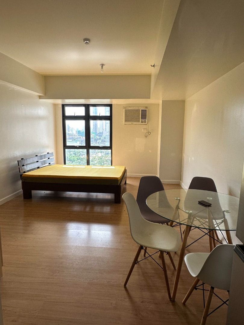 For Rent Studio Unit - Alveo High Park Tower 2 (Category: Apartments & Condos) located in Taguig. Submitted by propertyinsiderph (Listing ID 1361123564, Image 1). Description: FOR RENT / FOR LEASE 2 Units Available!! Alveo High Park Tower 2 Studio Semi-Furnished Unit with 1 parking slot 32 sq.m ₱27,000 per month inclusive of association dues parking (+ 6,000) includes Range Hood Refrigerator Cabinet queen Bed Frame with Mattress Dining Table and 