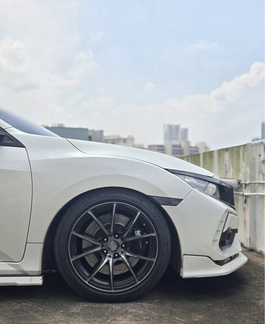 Honda Civic 1.5 Turbo VTIS SR Auto (Category: Used Cars) located in Singapore. Submitted by nosleepfordays (Listing ID 1361070459, Image 2). Description: Civic lovers, don’t miss! $20k down $1500 monthly. But end of COE still get back a high paper value of at least $14k Paper + $5k body People sure buy to renew coe, it will be one of the first few civic turbo facelift to renew coe. Car exterior done up, Wear n tear done up, wheel bearings suspens