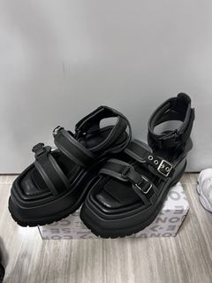 （分類：）位於 。 由 joyce.leung0130 提交（商品編號 1361172720，圖片 1）。簡介： 。