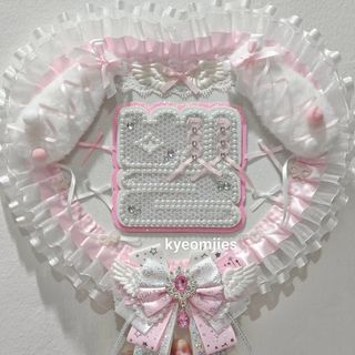 (Category: ) located in . Submitted by kyeomjies (Listing ID 1354284947, Image 1). Description: .