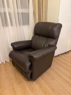 (Category: ) located in . Submitted by littlemissvietnam (Listing ID 1361062593, Image 1). Description: .