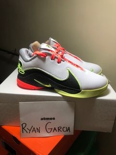 (Category: ) located in . Submitted by rr.sneakerstash (Listing ID 1361167569, Image 1). Description: .