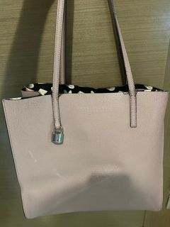 （分類：）位於 。 由 tofuzzz 提交（商品編號 1361105220，圖片 1）。簡介： 。
