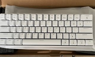 （分類：）位於 。 由 cassiel.3 提交（商品編號 1361046664，圖片 1）。簡介： 。