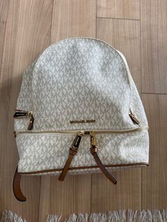 (Category: ) located in . Submitted by hutuktu (Listing ID 1361067843, Image 1). Description: .