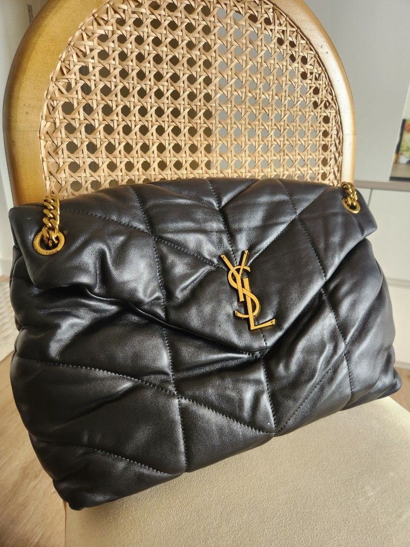 Puffer Bag (Category: Luxury Bags & Wallets) located in Manila. Submitted by autumntreasures (Listing ID 1361113724, Image 1). Description: with dust bag Thrifted, NGA but looks and feels very soft..
