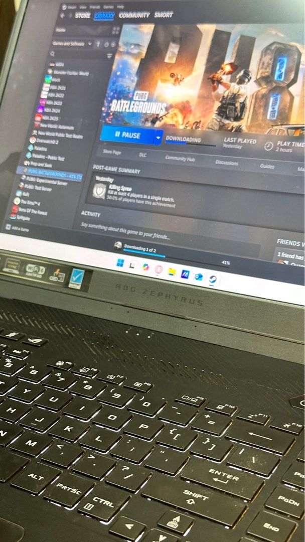 ROG Zephyrus G15 (Category: Laptops & Notebooks) located in Manila. Submitted by iflipworks (Listing ID 1361143364, Image 1). Description: ROG Zephyrus G15 GA502IV Ryzen 9 4000 Series RTX 2060 16GB RAM (upgradeable) 1TB SSD 240hz Refresh Rate 37k issue: -scratches sa trackpad and sa lip, stickers -box nasa Palawan, pwede ko naman ipadala. .