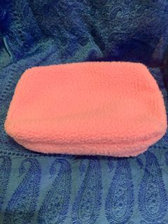 (Category: ) located in . Submitted by simplycecile (Listing ID 1361060397, Image 1). Description: .
