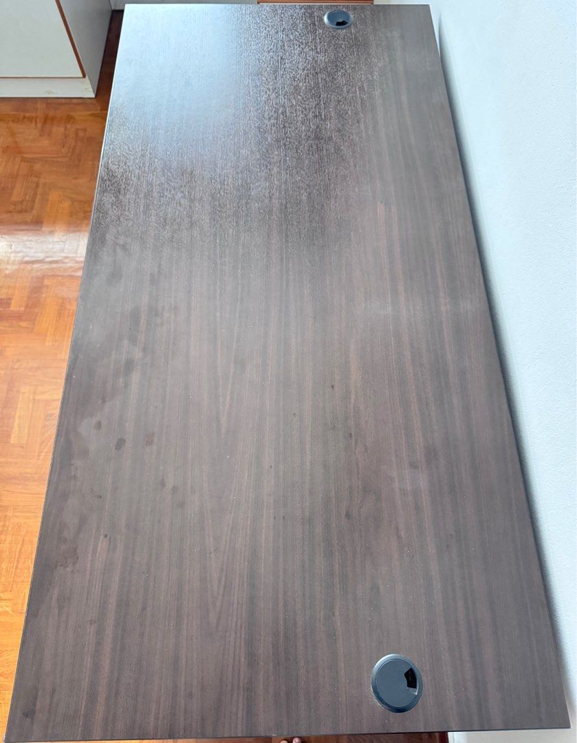 Study Table (Category: Tables & Sets) located in Singapore. Submitted by shi1hui4 (Listing ID 1361058741, Image 3). Description: The table is in excellent condition. Size : 1.5m(L) x 0.74m(W) x 0.75m(H) Will need to arrange for own pickup for the table .