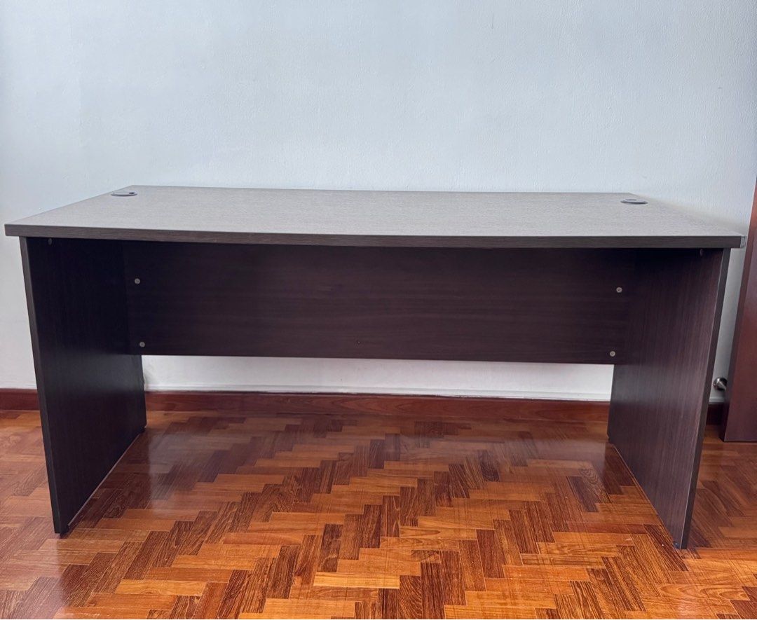 Study Table (Category: Tables & Sets) located in Singapore. Submitted by shi1hui4 (Listing ID 1361058741, Image 2). Description: The table is in excellent condition. Size : 1.5m(L) x 0.74m(W) x 0.75m(H) Will need to arrange for own pickup for the table .