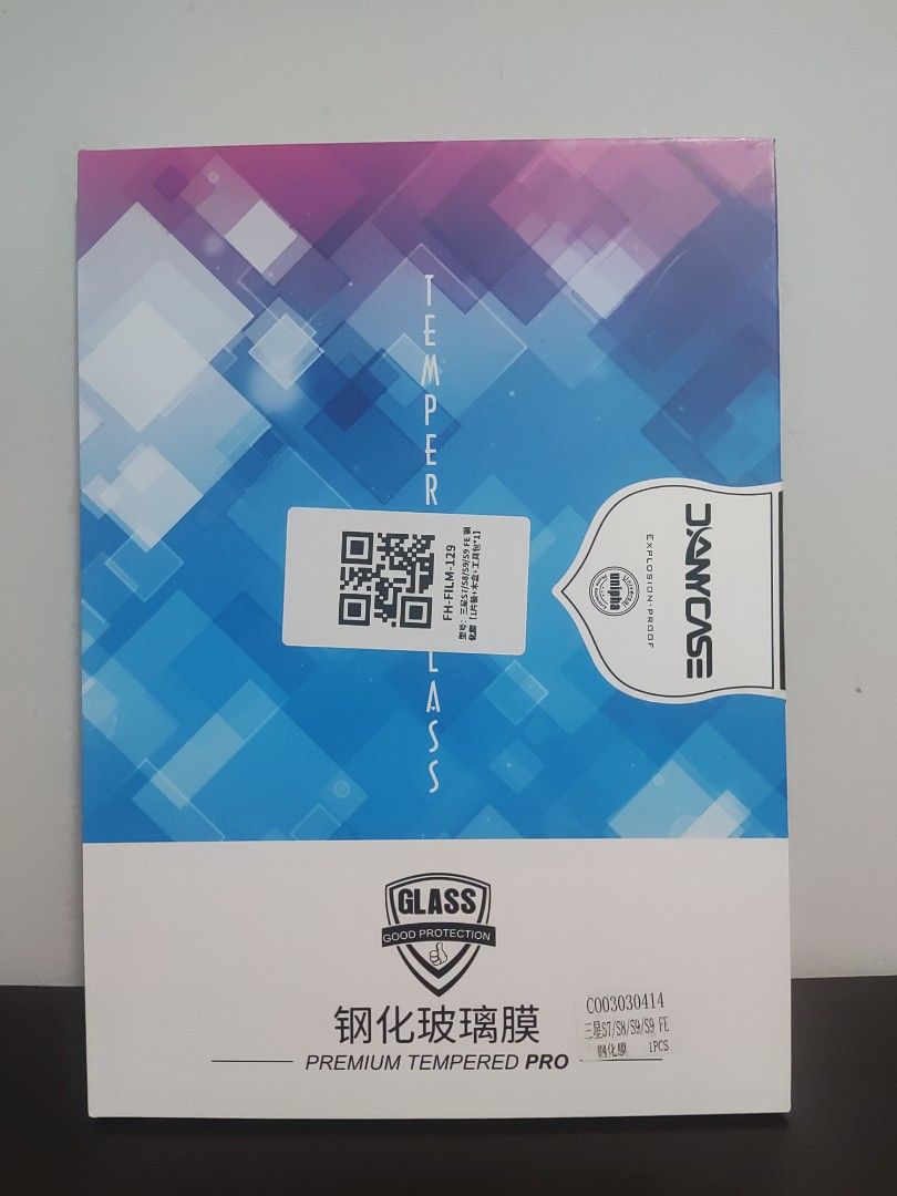 Galaxy Tab S7 S8 S9 Tempered Glass Screen Protector (Category: Cases & Sleeves) located in Quezon City. Submitted by decluttersaleph (Listing ID 1361071066, Image 1). Description: Brand new. Never Opened..
