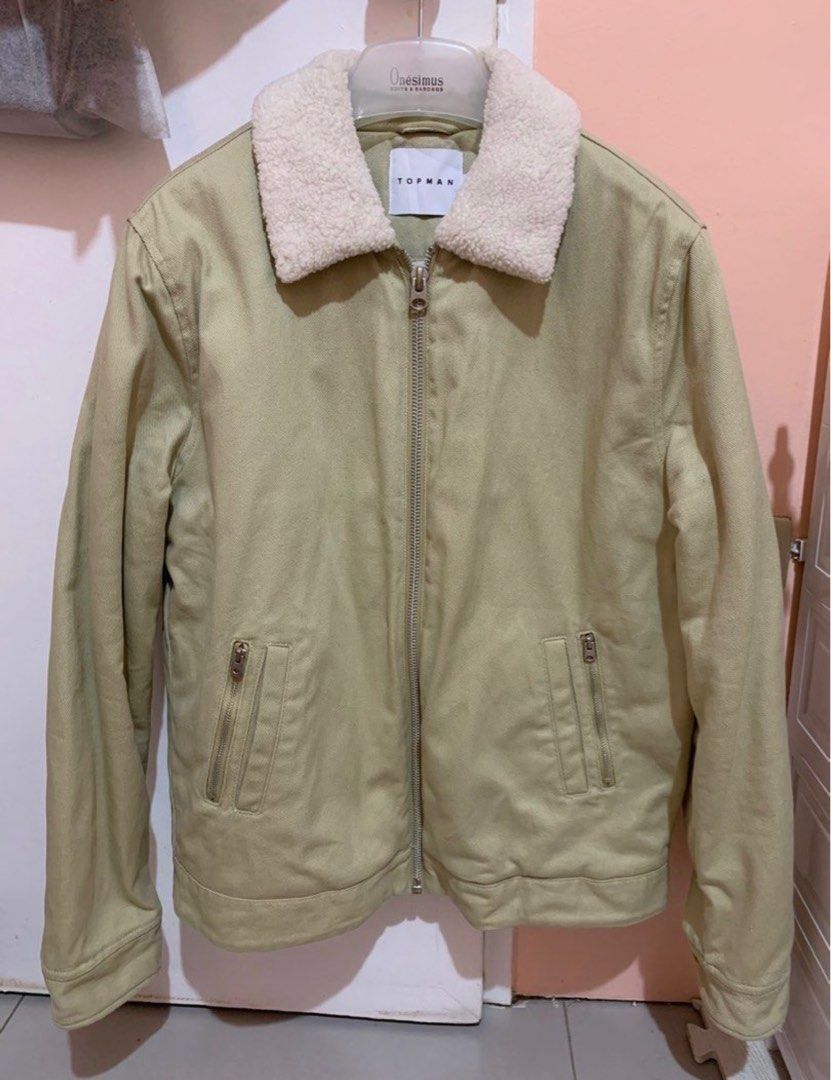 Topman Sherpa Jacket mens jacket (Category: Coats, Jackets and Outerwear) located in Quezon City. Submitted by jelpeach (Listing ID 1361079608, Image 1). Description: Used in Japan No flaws Will fit small to medium built.