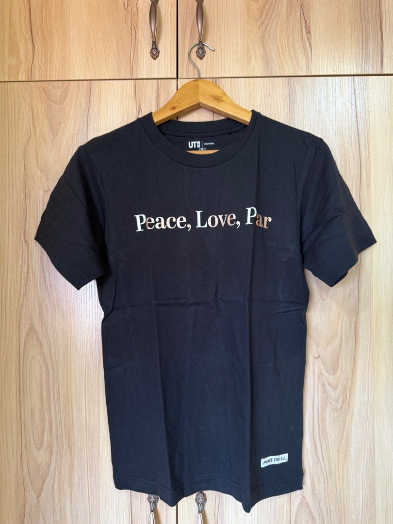 Uniqlo UT T-Shirt (Category: Shirts) located in Manila. Submitted by linkedlin (Listing ID 1361102884, Image 1). Description: .