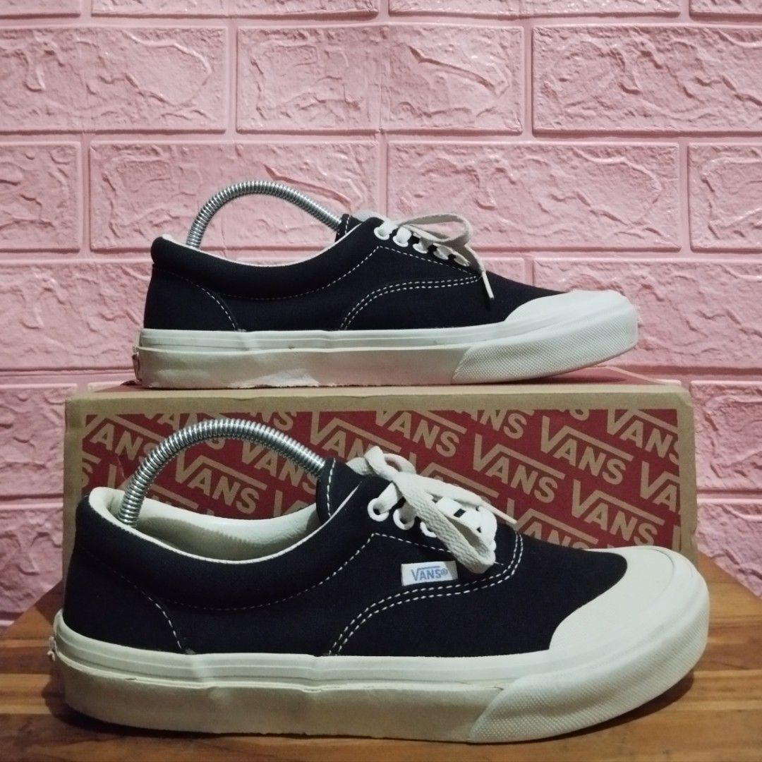 Halfmoon Japan Vans Era Halfmoon Black White Vans Era Half Moon