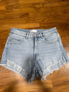 (Category: ) located in . Submitted by mandytht (Listing ID 1361144458, Image 1). Description: .