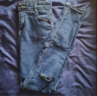 (Category: ) located in . Submitted by minilol (Listing ID 1361326034, Image 1). Description: .