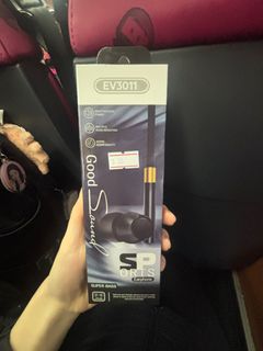 （分類：）位於 。 由 bruh_341 提交（商品編號 1361273024，圖片 1）。簡介： 。