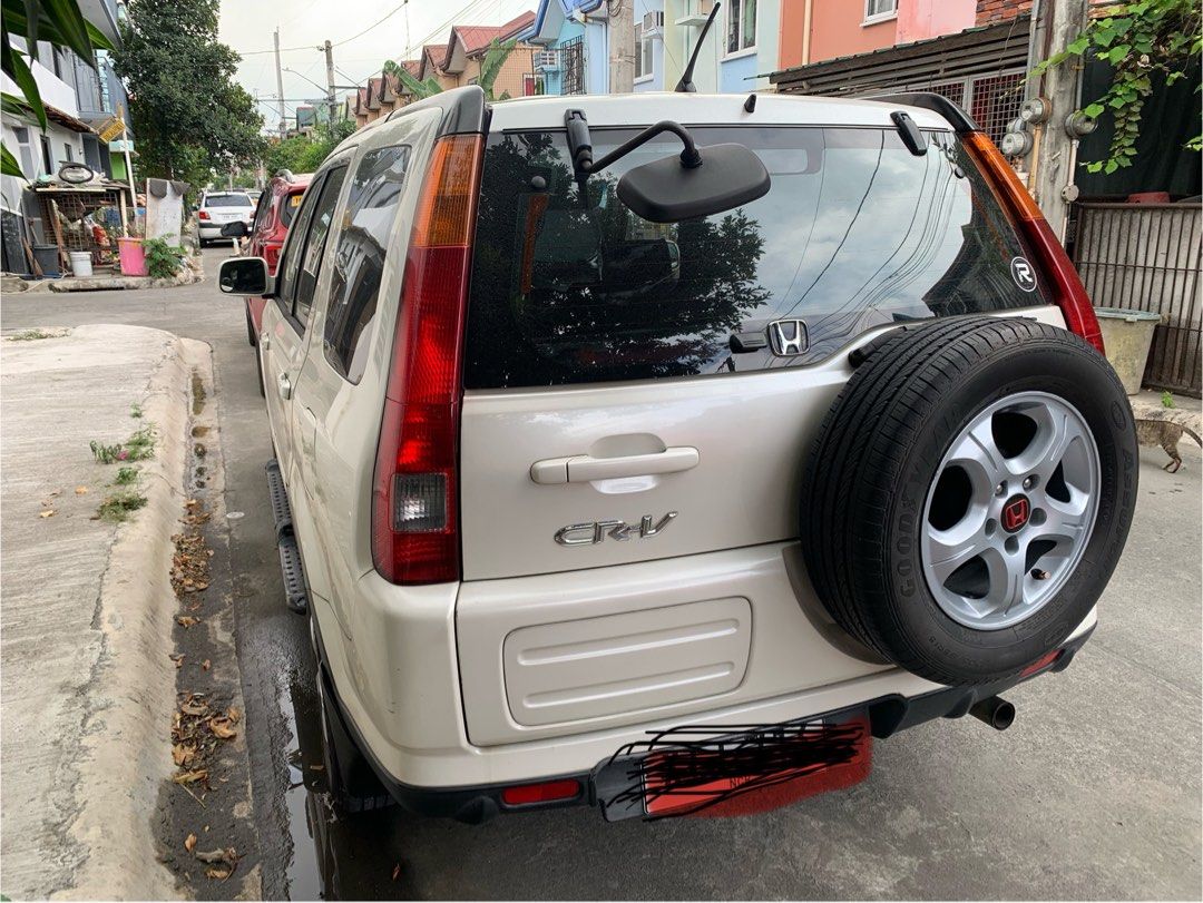 Honda CR-V 2.0 i-VTEC Auto (Category: Used Cars) located in Taguig. Submitted by nightcrawler82 (Listing ID 1361241446, Image 2). Description: Honda CRV 2004 AWD. Newly refresh engine and transmission… With CR under my name. .