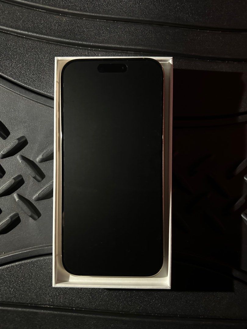 Iphone 16 pro max rose gold smart lock 256 gb (Category: iPhone 16 Series) located in Paranaque City. Submitted by brucegaleon (Listing ID 1361296659, Image 2). Description: Selling iphone pro max 256gb rose gold smart lock brand new selling for 80k .