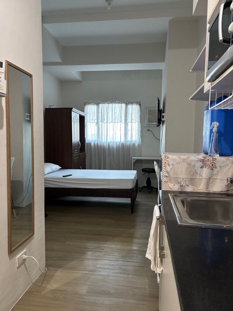 Katipunan Condo for rent (Category: Apartments & Condos) located in Quezon City. Submitted by gcc216 (Listing ID 1361205248, Image 1). Description: Fully furnished studio type condo at the 22nd floor of Vista 309 Katipunan avenue Quezon City . Fronting Ateneo de Manila , walking distance to Mirriam College and one tricycle ride to UP & UP Town Center. Amenities in the bldg: Swimming pool, airconditioned Study Room with wifi and Gym for tenants on