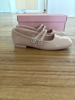 (Category: ) located in . Submitted by ttmummy (Listing ID 1361277298, Image 1). Description: .