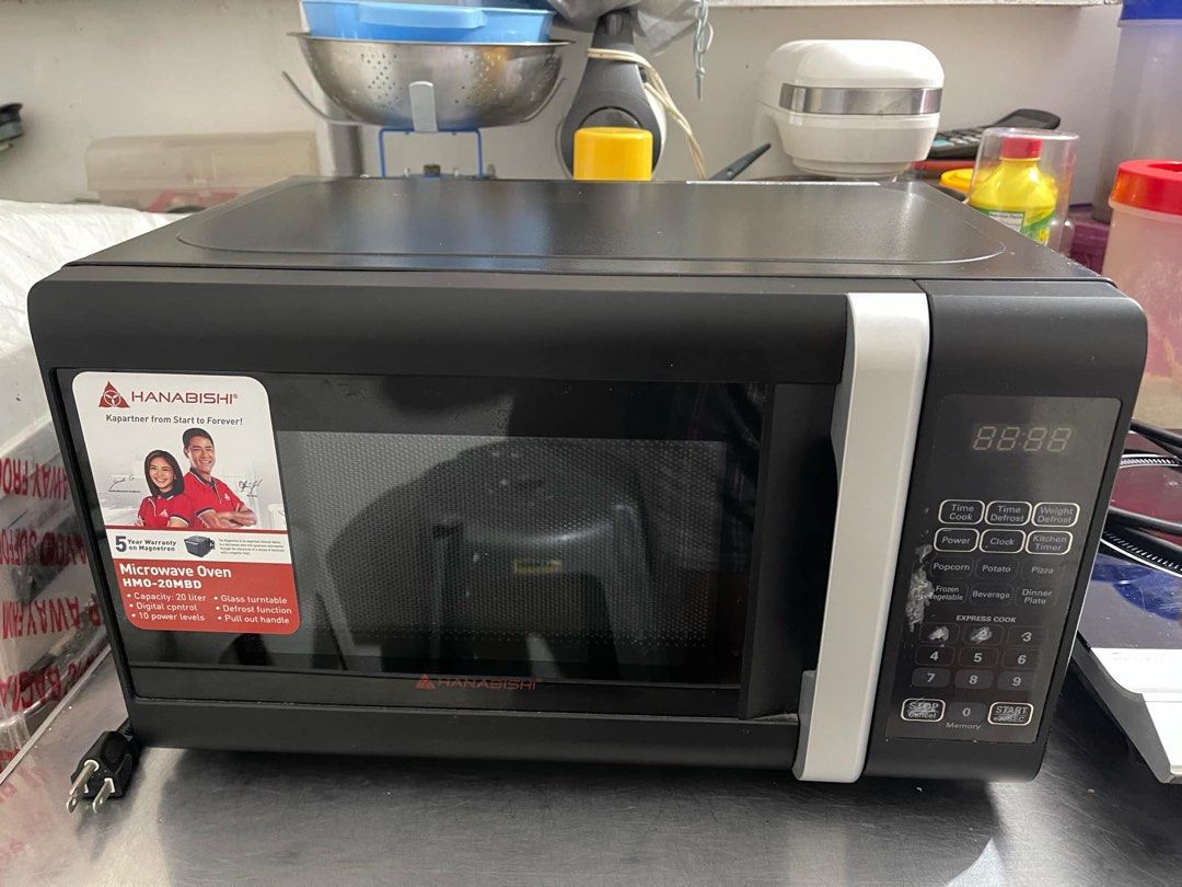 Microwave and Induction (Category: Cookers) located in Manila. Submitted by reincastillo (Listing ID 1361222233, Image 2). Description: Selling as pack, 4mos used only .