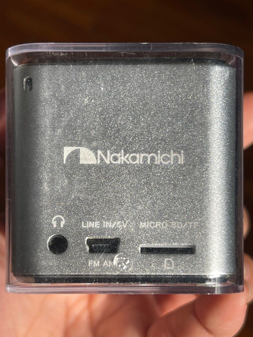 Nakamichi My Mini Plus Speakers (Category: Soundbars, Speakers & Amplifiers) located in San Juan City. Submitted by rike_ramirez (Listing ID 1361258436, Image 3). Description: Original Nakamichi Still sealed in box Silver color Speakers and FM radio Rare find.